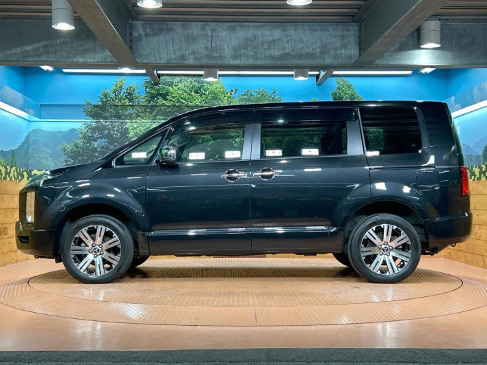 2023 Mitsubishi Delica D:5 3DA-CV1W (UW-6a0e75c2e3885)[15]