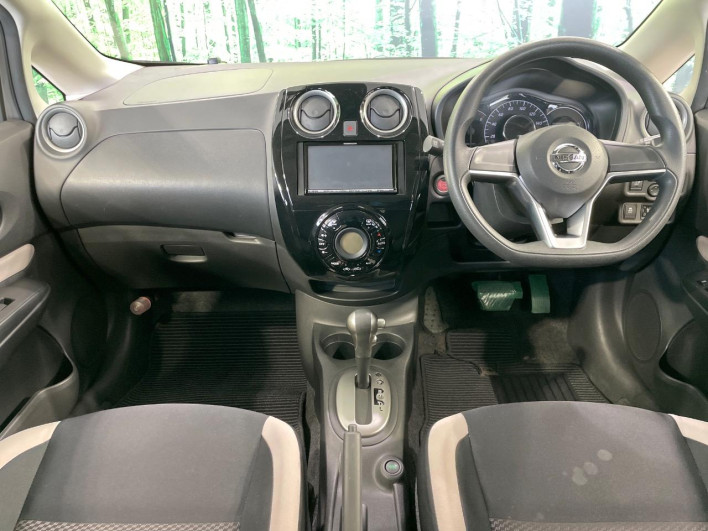 2018 Nissan Note DBA-E12 (UW-6a0e75cabf479)[15]