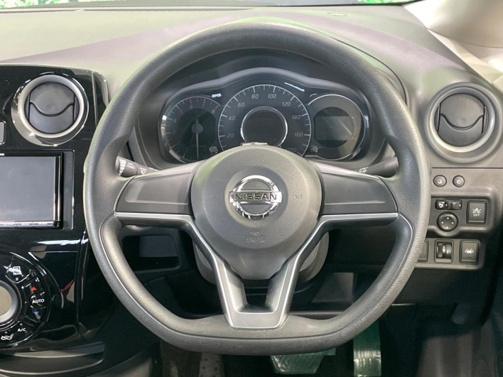 2018 Nissan Note DBA-E12 (UW-6a0e75cabf479)[16]