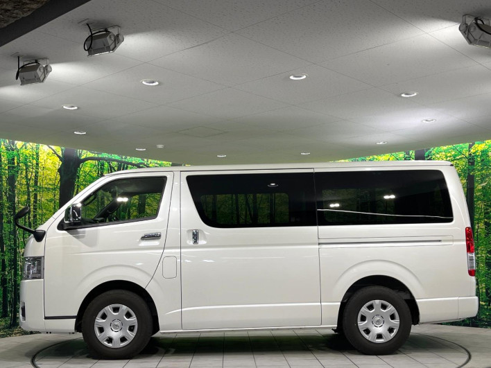 2026 Toyota Hiace Van 3DF-GDH201V (UW-6a0e75d25af91)[8]