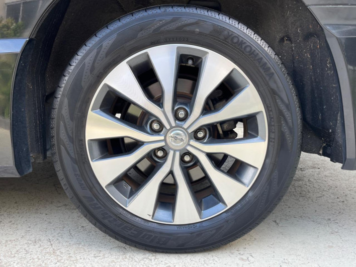 2017 Nissan Serena DAA-GFC27 (UW-6a0e75d43428f)[7]