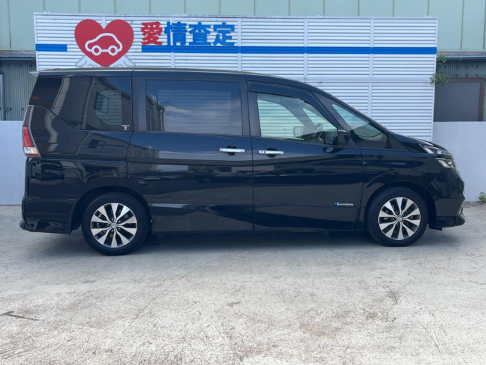 2017 Nissan Serena DAA-GFC27 (UW-6a0e75d43428f)[23]