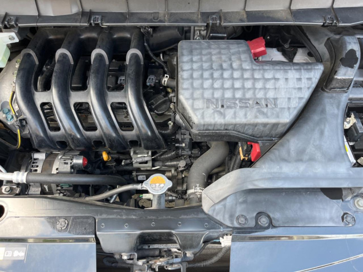 2017 Nissan Serena DAA-GFC27 (UW-6a0e75d43428f)[4]