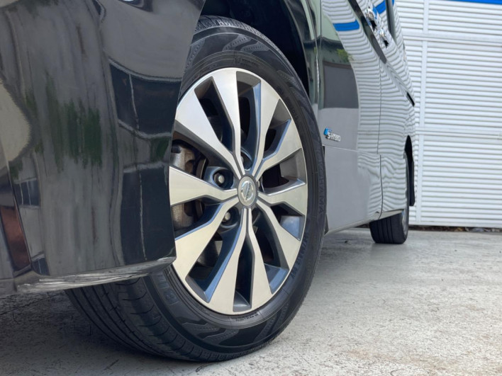 2017 Nissan Serena DAA-GFC27 (UW-6a0e75d43428f)[5]