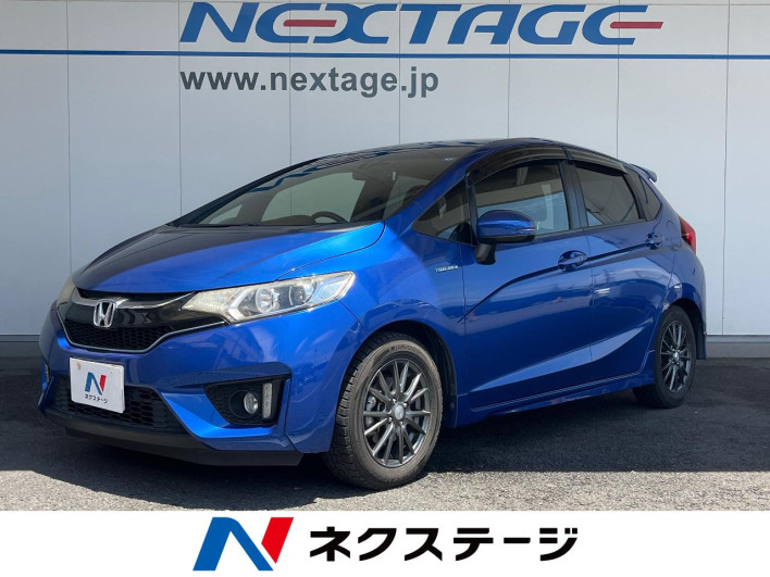 2016 Honda Fit Hybrid DAA-GP5 (UW-6a0e75dca0836)[3]