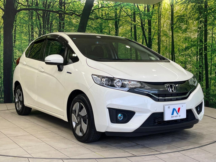 2014 Honda Fit Hybrid DAA-GP5 (UW-6a0e75dd0bb03)[20]