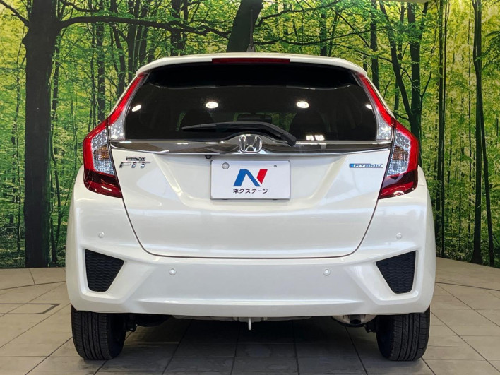 2014 Honda Fit Hybrid DAA-GP5 (UW-6a0e75dd0bb03)[26]