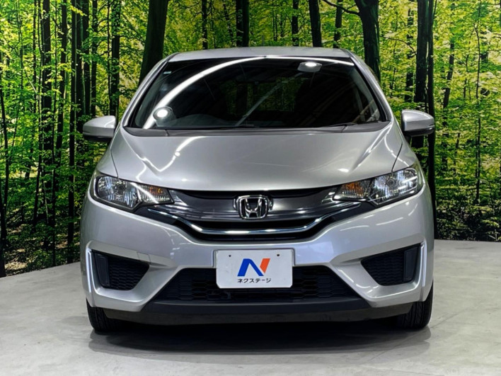 2015 Honda Fit Hybrid DAA-GP5 (UW-6a0e75dd630aa)[16]