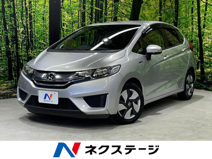 2015 Honda Fit Hybrid DAA-GP5 (UW-6a0e75dd630aa)[3]