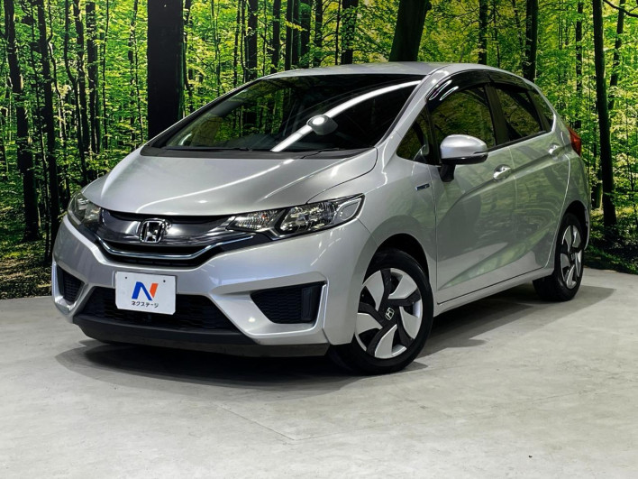 2015 Honda Fit Hybrid DAA-GP5 (UW-6a0e75dd630aa)[0]