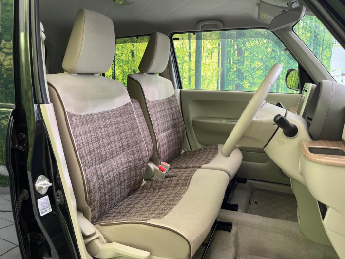 2015 Suzuki ALTO Lapin DBA-HE33S (UW-6a0e75ebc7ae5)[22]
