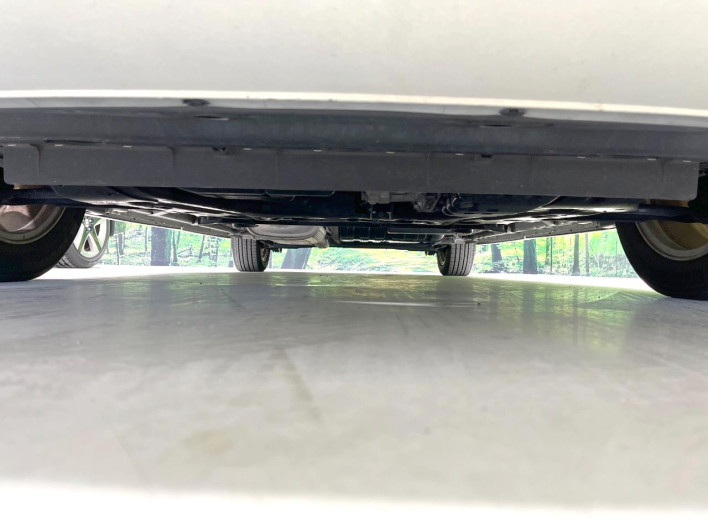 2012 Nissan Serena DAA-HFC26 (UW-6a0e75ed9bdf5)[5]