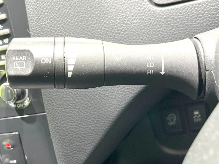 2012 Nissan Serena DAA-HFC26 (UW-6a0e75ed9bdf5)[18]