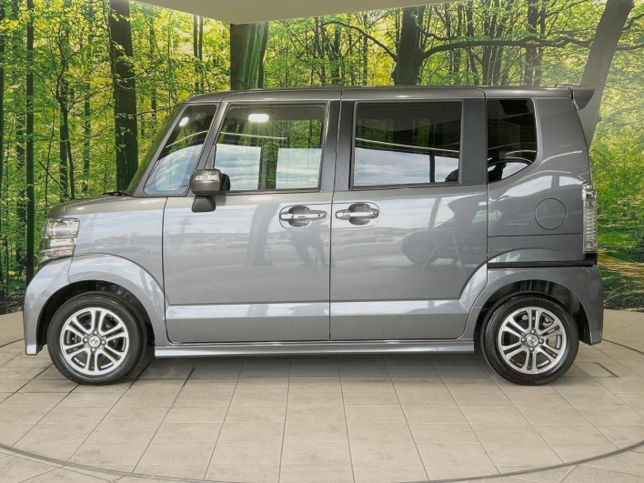 2015 Honda N-BOX CUSTOM DBA-JF1 (UW-6a0e75f727ad0)[7]