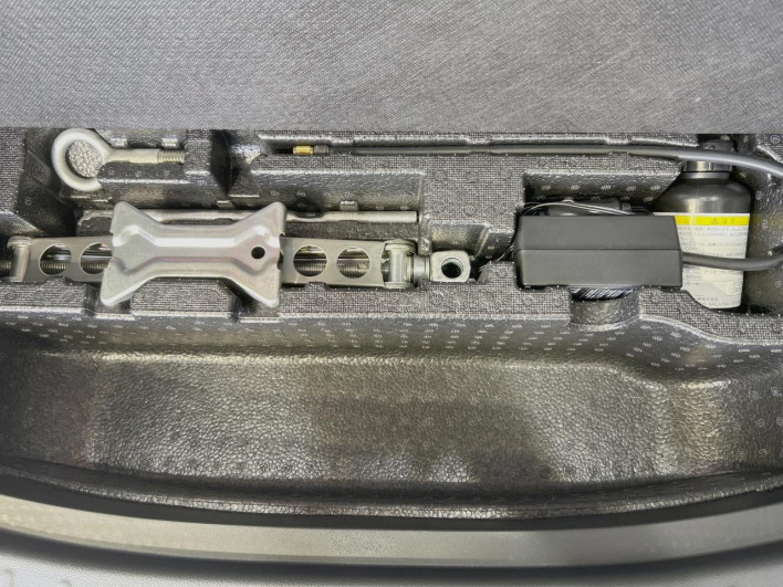 2015 Honda N-BOX CUSTOM DBA-JF1 (UW-6a0e75f727ad0)[13]