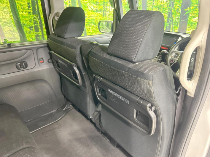 2016 Honda N-BOX DBA-JF1 (UW-6a0e75f7a6ffa)[22]