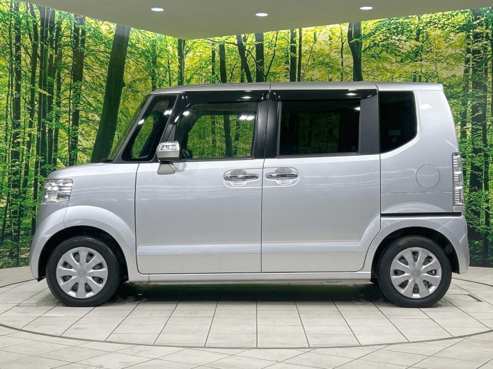 2016 Honda N-BOX DBA-JF1 (UW-6a0e75f7a6ffa)[12]