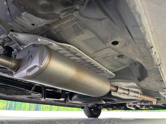 2018 Honda N-BOX DBA-JF3 (UW-6a0e75fa54ed3)[29]