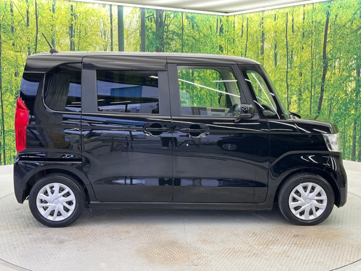 2018 Honda N-BOX DBA-JF3 (UW-6a0e75fa54ed3)[11]