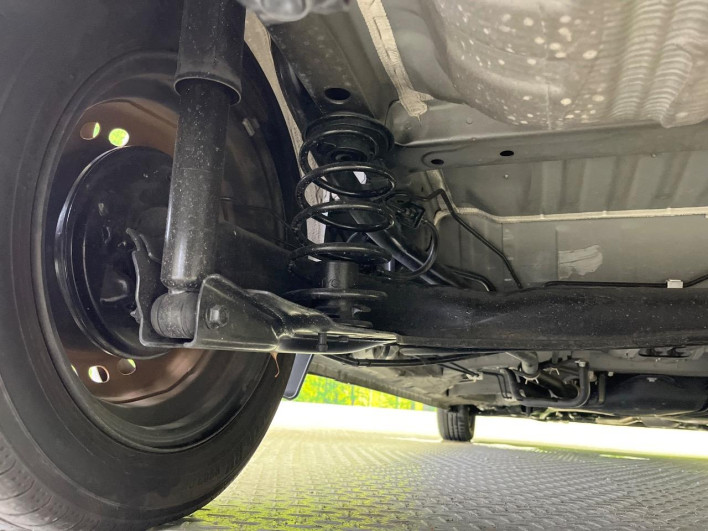 2018 Honda N-BOX DBA-JF3 (UW-6a0e75fa54ed3)[26]