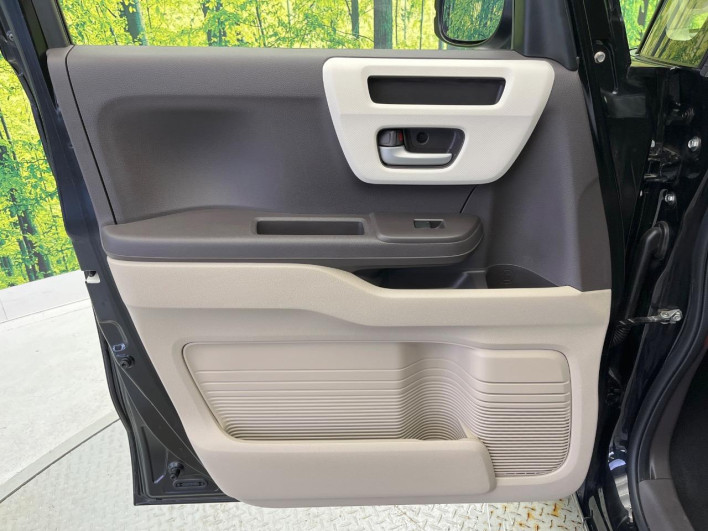 2018 Honda N-BOX DBA-JF3 (UW-6a0e75fa54ed3)[28]
