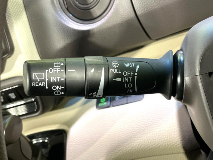 2019 Honda N-BOX DBA-JF3 (UW-6a0e75fab3aa4)[22]