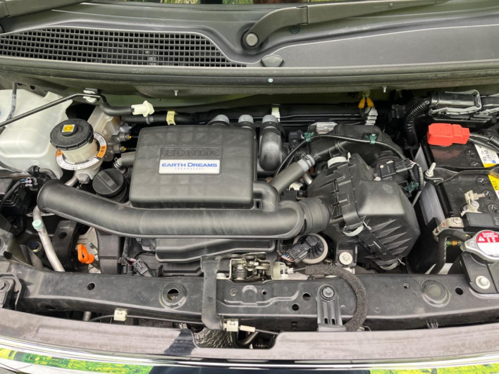 2020 Honda N-BOX CUSTOM 6BA-JF3 (UW-6a0e75fb7259b)[4]