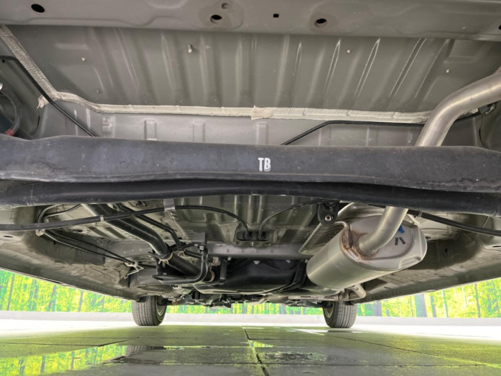 2020 Honda N-BOX CUSTOM 6BA-JF3 (UW-6a0e75fb7259b)[5]