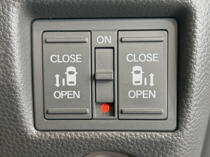 2021 Honda N-BOX CUSTOM 6BA-JF3 (UW-6a0e75fd3d133)[28]