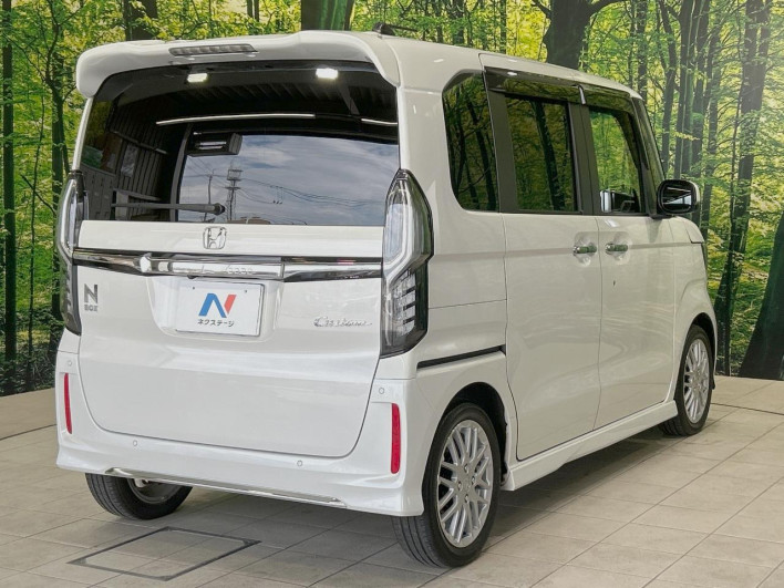 2021 Honda N-BOX CUSTOM 6BA-JF3 (UW-6a0e75fd3d133)[23]