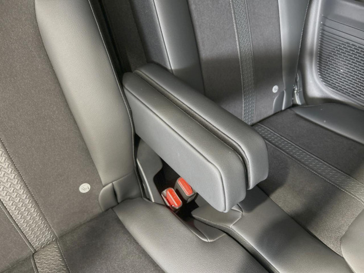 2021 Honda N-BOX CUSTOM 6BA-JF3 (UW-6a0e75fd3d133)[27]