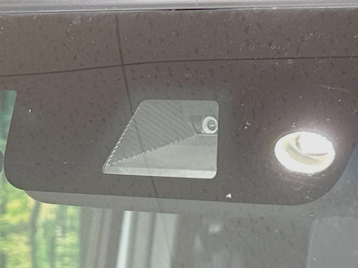 2021 Honda N-BOX CUSTOM 6BA-JF3 (UW-6a0e75fd3d133)[6]