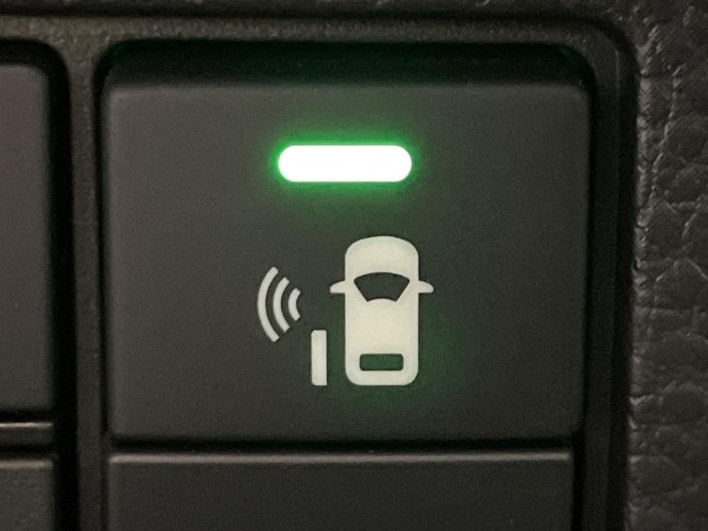 2023 Honda N-BOX CUSTOM 6BA-JF3 (UW-6a0e75fdba22d)[26]