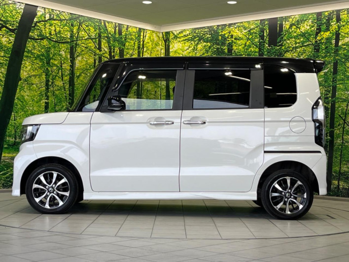 2019 Honda N-BOX CUSTOM DBA-JF4 (UW-6a0e760086a4c)[18]