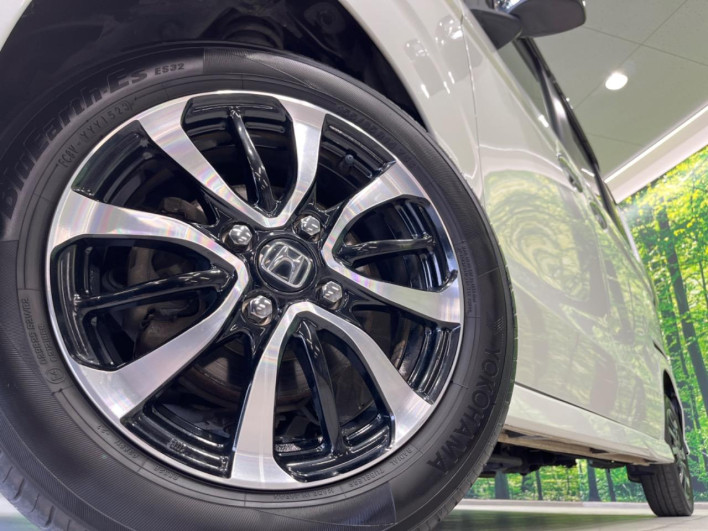 2019 Honda N-BOX CUSTOM DBA-JF4 (UW-6a0e760086a4c)[29]