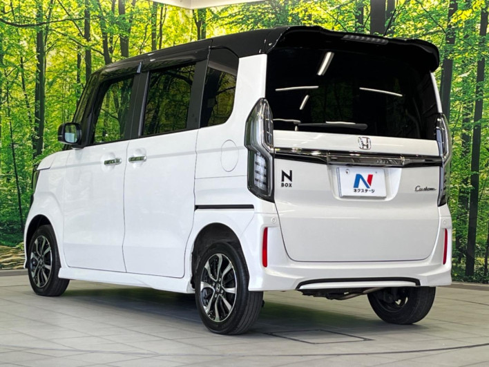2019 Honda N-BOX CUSTOM DBA-JF4 (UW-6a0e760086a4c)[17]