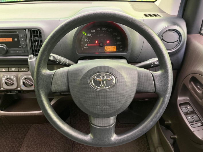 2014 Toyota Passo DBA-KGC30 (UW-6a0e760f81cc4)[14]