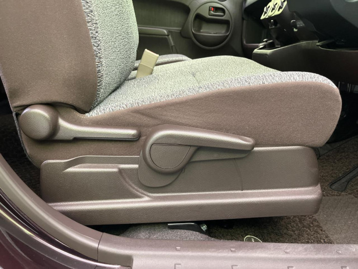 2014 Toyota Passo DBA-KGC30 (UW-6a0e760f81cc4)[17]