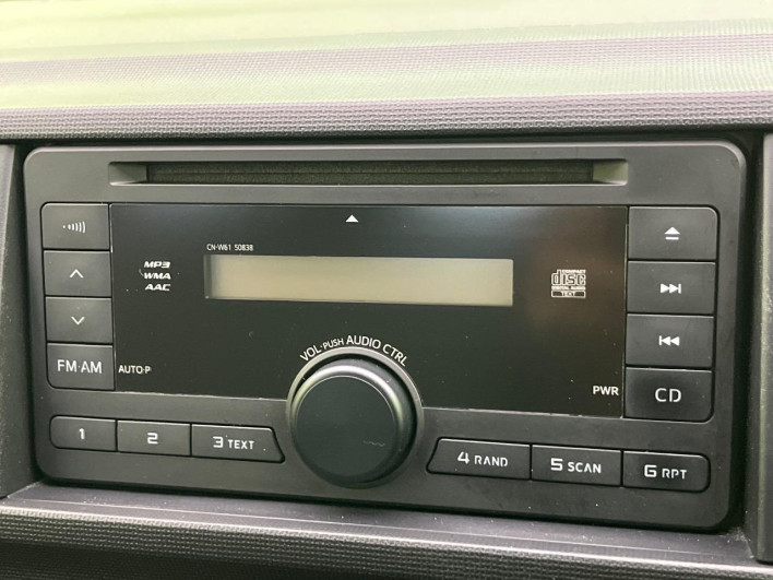 2014 Toyota Passo DBA-KGC30 (UW-6a0e760f81cc4)[29]