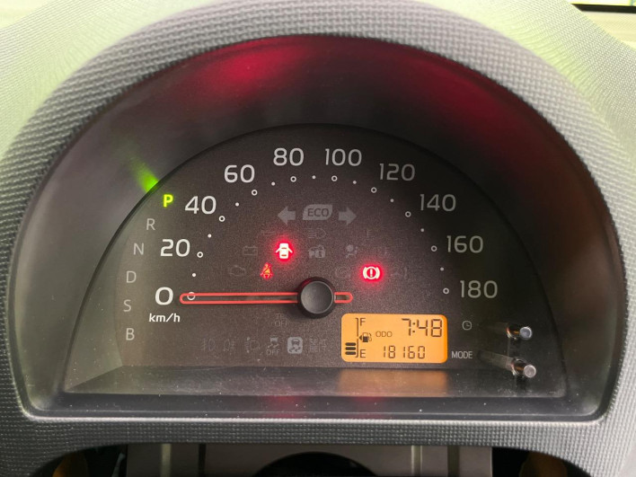 2014 Toyota Passo DBA-KGC30 (UW-6a0e760f81cc4)[21]