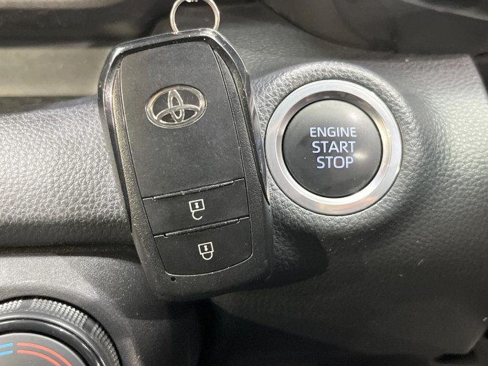 2020 Toyota Yaris 5BA-KSP210 (UW-6a0e7611d1c3f)[14]