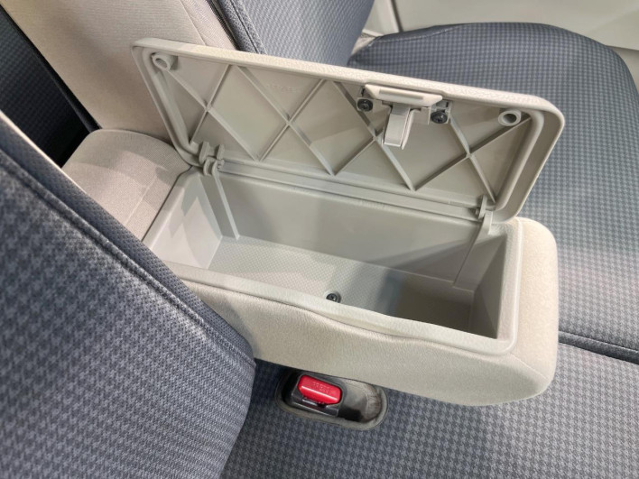 2017 Daihatsu Move DBA-LA150S (UW-6a0e761515f95)[17]