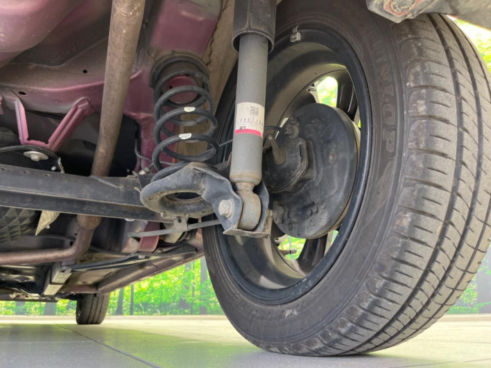 2018 Daihatsu Cast DBA-LA250S (UW-6a0e7617128cf)[12]