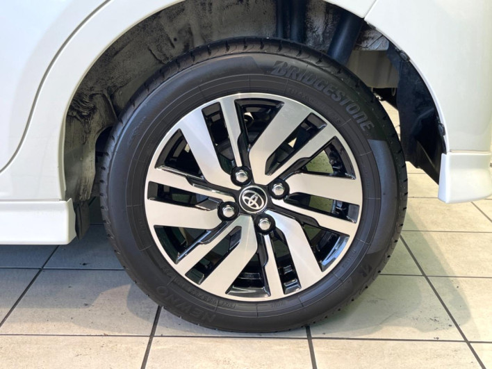 2016 Toyota Passo DBA-M700A (UW-6a0e76259717f)[22]