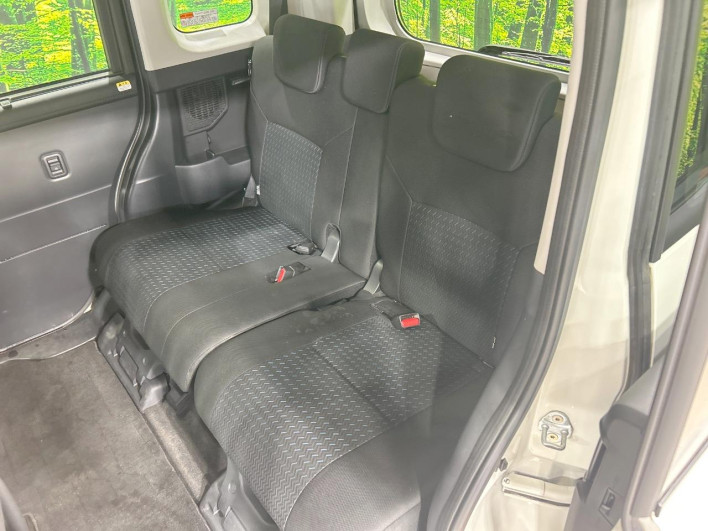 2020 Daihatsu Toll 4BA-M900S (UW-6a0e762b282aa)[20]