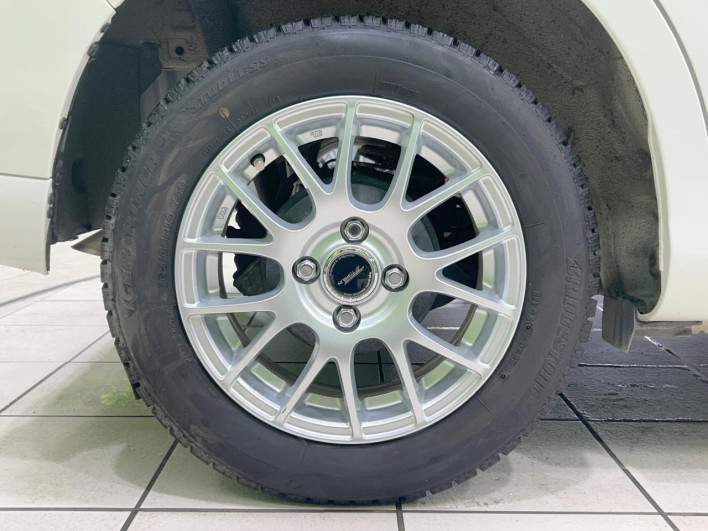 2020 Daihatsu Toll 4BA-M900S (UW-6a0e762b282aa)[14]