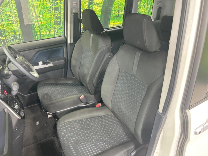 2020 Daihatsu Toll 4BA-M900S (UW-6a0e762b282aa)[19]