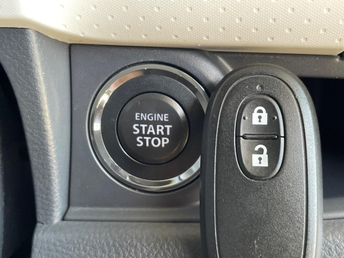 2012 Nissan Moco DBA-MG33S (UW-6a0e76313367b)[19]
