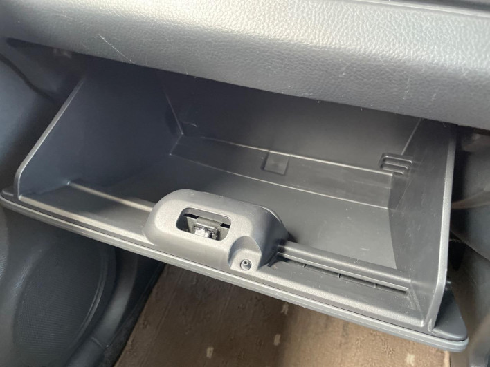 2012 Nissan Moco DBA-MG33S (UW-6a0e76313367b)[8]