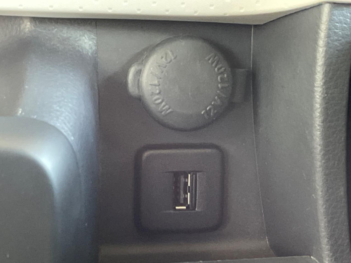 2012 Nissan Moco DBA-MG33S (UW-6a0e76313367b)[18]